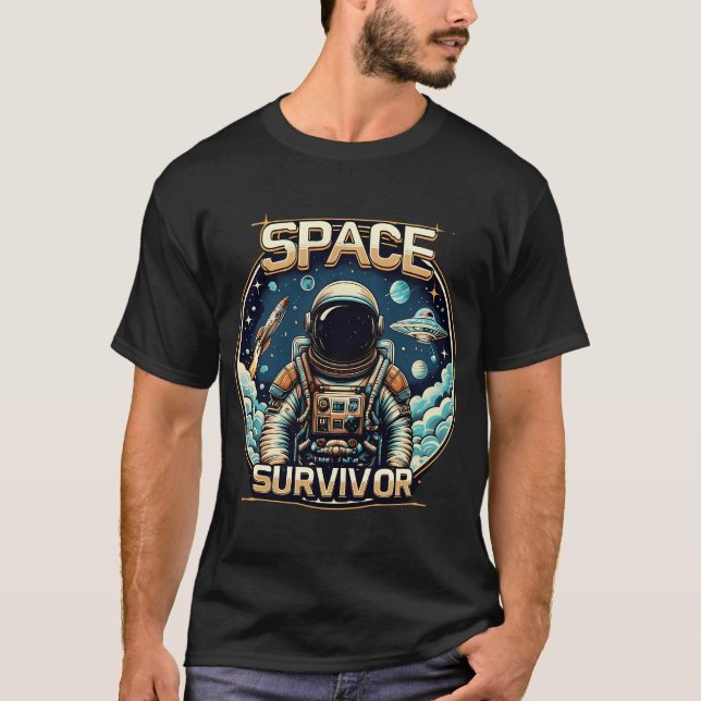 T-shirt Scène spatiale rétro-futuriste avec astronaute et  (Devant)