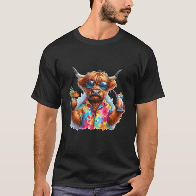 T-shirt Scottish Highland Cow onropical Vacation Drinking  (Devant)