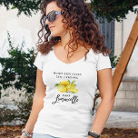 T-shirt Script de brosse moderne Limoncello Lemons V-Cou<br><div class="desc">Script De Brosse Moderne Aquarelle Citrons Quand La Vie Vous Donne Citrons Faire Limoncello Blanc V-Cou T-Shirt</div>