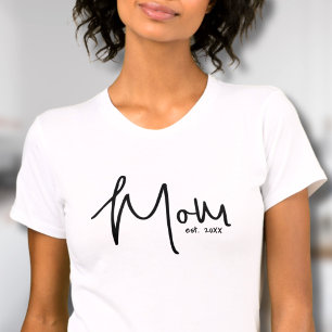T-shirt Script de date établie par maman