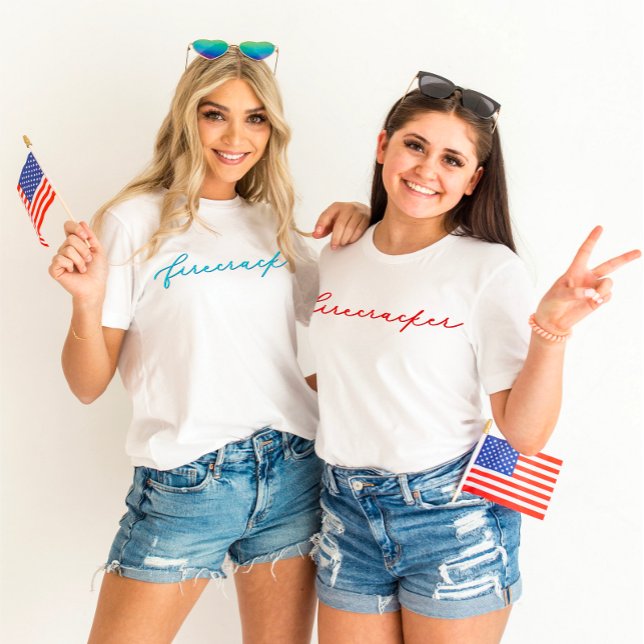 T-shirt Script rouge minimaliste 4 juillet pétard (Créateur téléchargé)