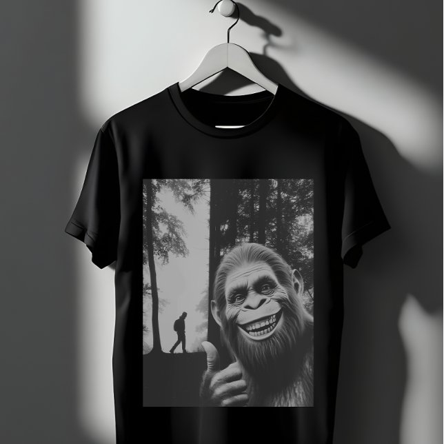 T-shirt Selfie Bigfoot (Créateur téléchargé)