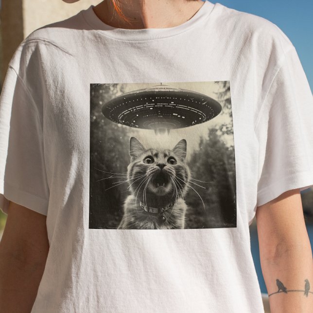 T-shirt Selfie de chat amusant avec UFO (Créateur téléchargé)