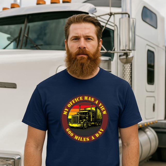 T-shirt Semi Truck Trucking Over Retro Sunset Template (Créateur téléchargé)