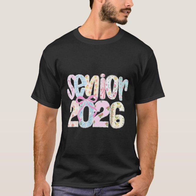 T-shirt Senior 2026 lettres patchwork floral pastel avec (Devant)