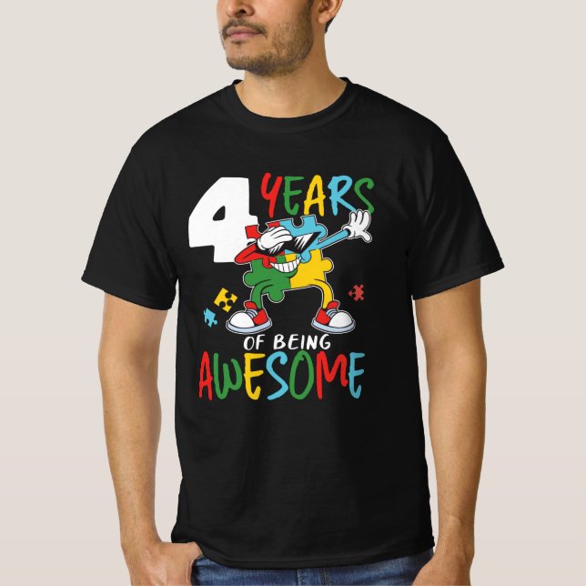 T-shirt Sensibilisation sur l'autisme D'Anniversaire De 4  (Devant)