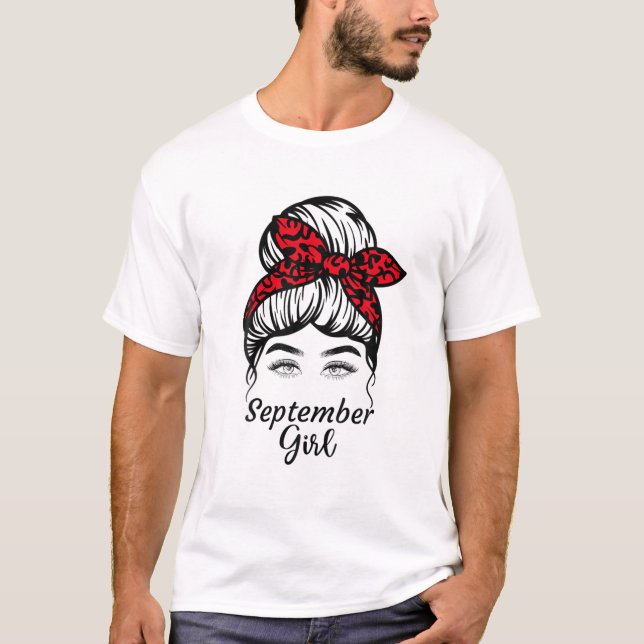 T-shirt Septembre Fille Messy Bun Empreinte de léopard Ban (Devant)