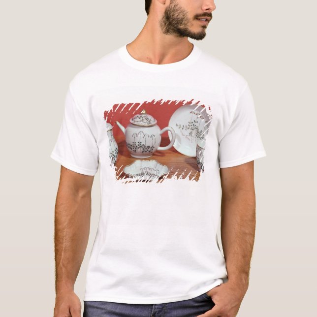 T-shirt Service de thé présenté à Karl Linnaeus (Devant)