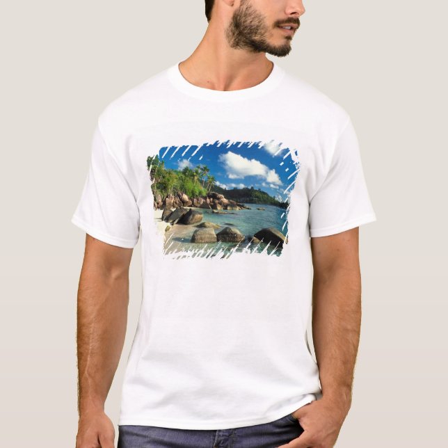 T-shirt Seychelles, île de Mahe, plage d'Anse Royale. 3 (Devant)