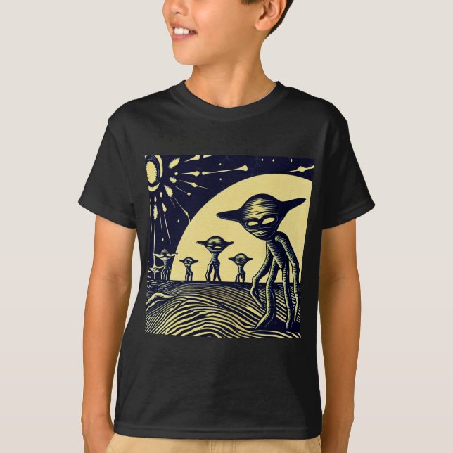 T-shirt SF - Aliens sur une planète étrange coupe de bois  (Devant)