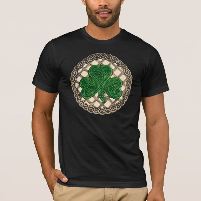 T-shirt Shamrock, treillis Et Noeuds Celtiques Sur Chemise (Devant)