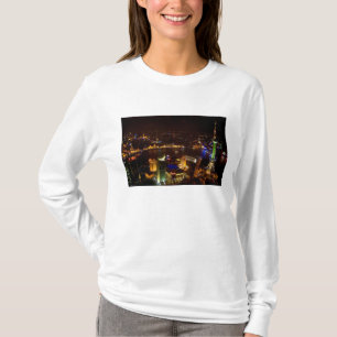 T-shirt Shanghai Chine magnifique ligne d'horizon avec mod