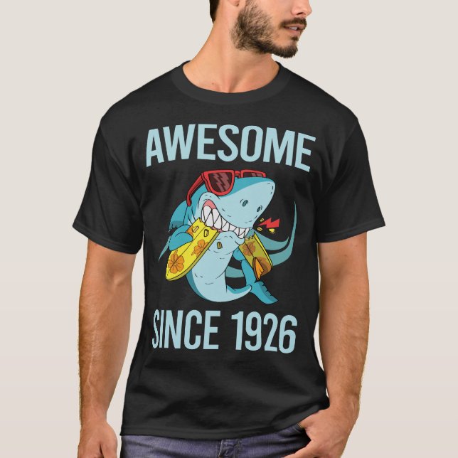 T-shirt Shark Drôle - Magnifique depuis 1926 (Devant)