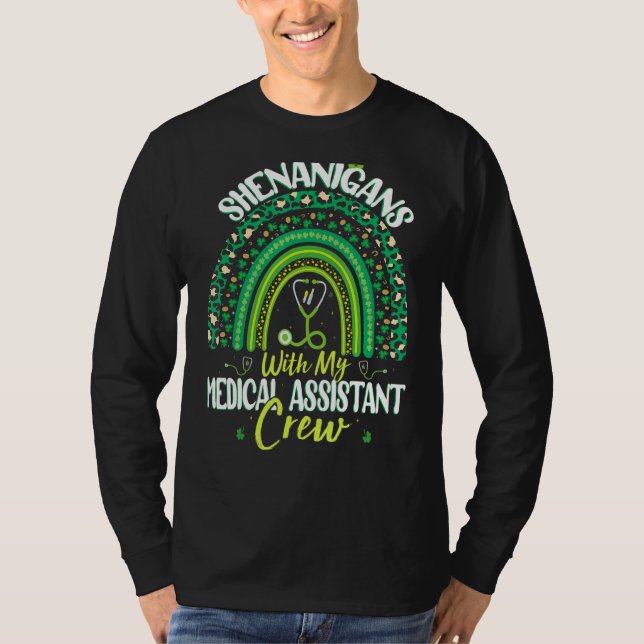 T-shirt Shenanigans Avec Mon St patrick Assistant Médicale (Devant)