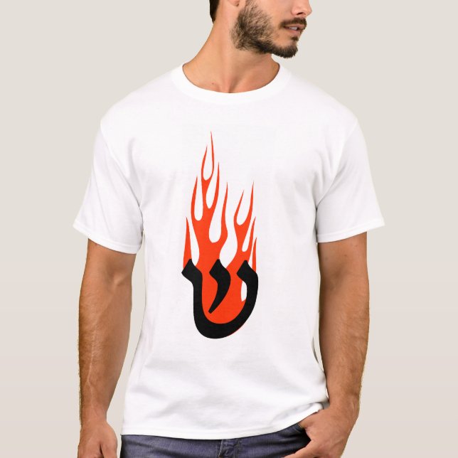 T-shirt Shin avec des flammes (Devant)