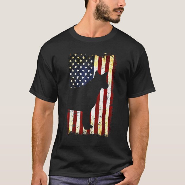 T-shirt Silhouette de Blue Heeler Drapeau Américain (Devant)