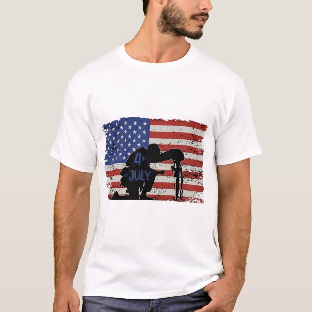 T-shirt Silhouette du soldat à genoux et drapeau américain (Devant)