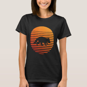 T-shirt Silhouette Ombre Racoon Devant Un Soleil
