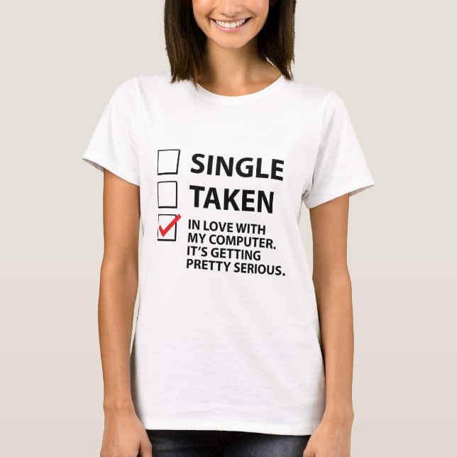 T-shirt Simple Pris En Amour Avec Mon Ordinateur (Devant)