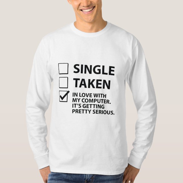 T-shirt Simple Pris En Amour Avec Mon Ordinateur (Devant)