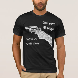 T-shirt Singe avec des personnes de mise à mort d'armes à