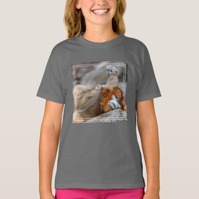 T-shirt Singe doré à nez retroussé père avec bébé (Devant)