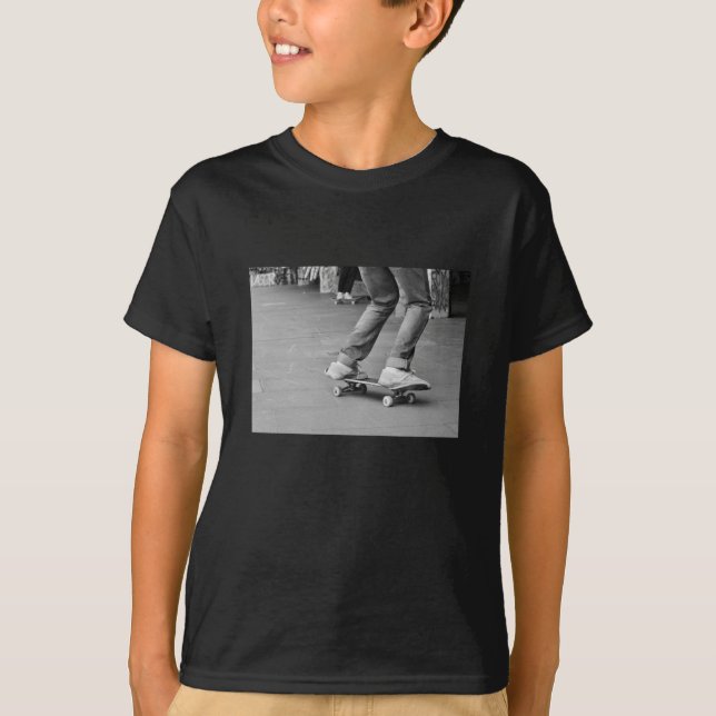T-shirt skateboard skate graffiti noir blanc photo (Devant)