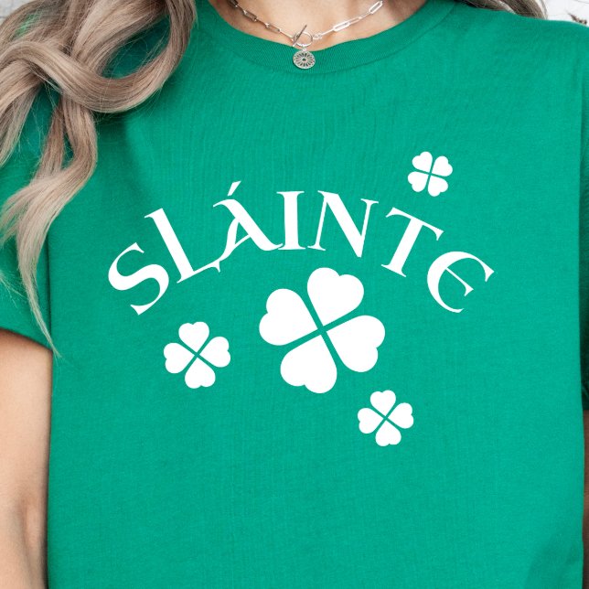 T-shirt Slainte, Shamrock, Irlandaise St. Patrick's Day Lu (Sláinte, Slainte Shamrock Shirt, Irish Shirt, St. Patrick's Day Shirt, St. Patrick's Day T-Shirt)