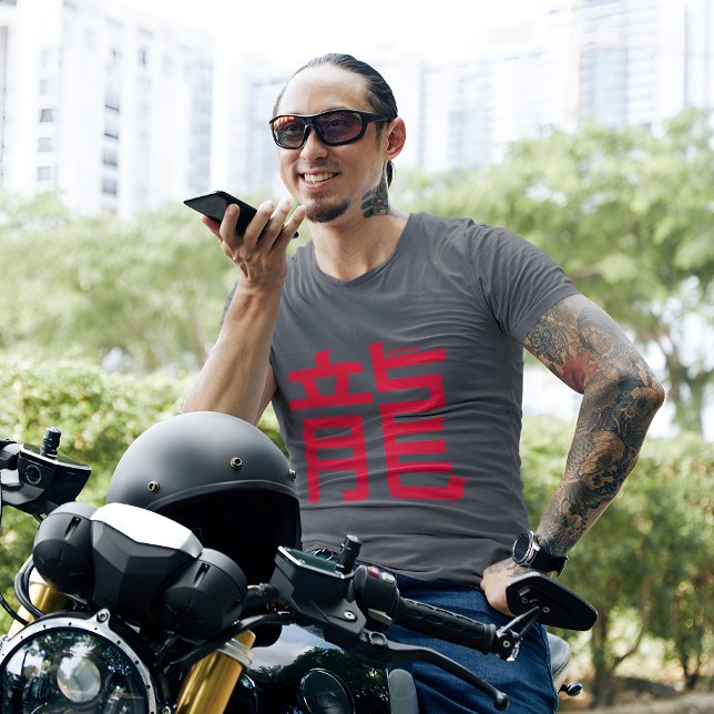 T-shirt Sleek "Vis féroce, vivez libre, vivez comme un dra (Créateur téléchargé)