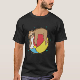 T-shirt Sloth sur un Beach Ball paresseux