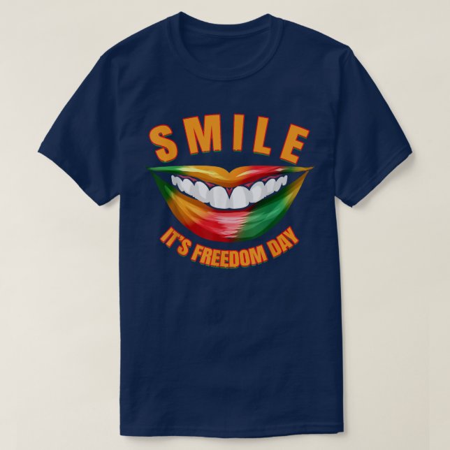 T-shirt Smile It's Freedom Day, Afro Black Woman Juneteen (Design devant)