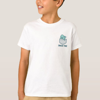 T-shirt Snack Time – Cute Pocket Shark Design