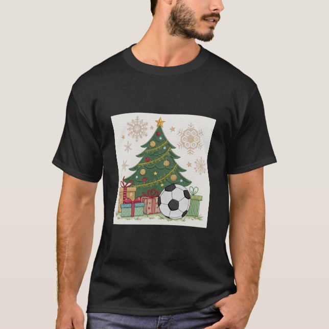 T-shirt Soccer ball next to the Christmas tree (Devant)