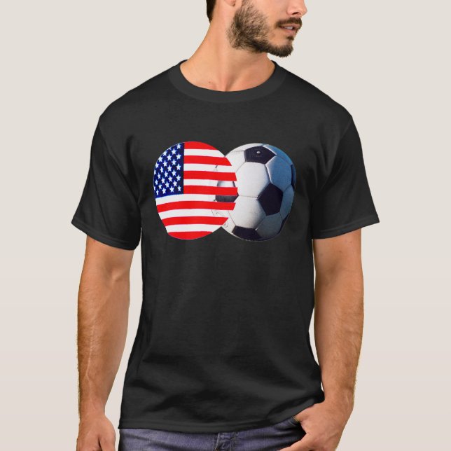 T-shirt Soccer Ball & USA Drapeau Le MUSÉE Zazzle (Devant)
