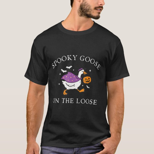 T-shirt Soky Goose On The Loose Funny Silly Goose Hallowee (Devant)