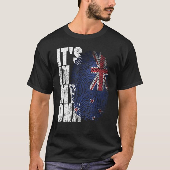 T-shirt Son Dans My Dna Nouvelle-Zélande Maori Kiwi Haka F (Devant)