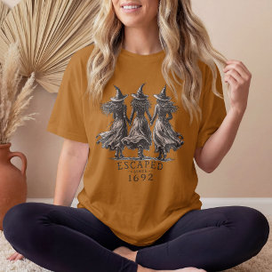 T-shirt Sorcière échappée depuis 1692