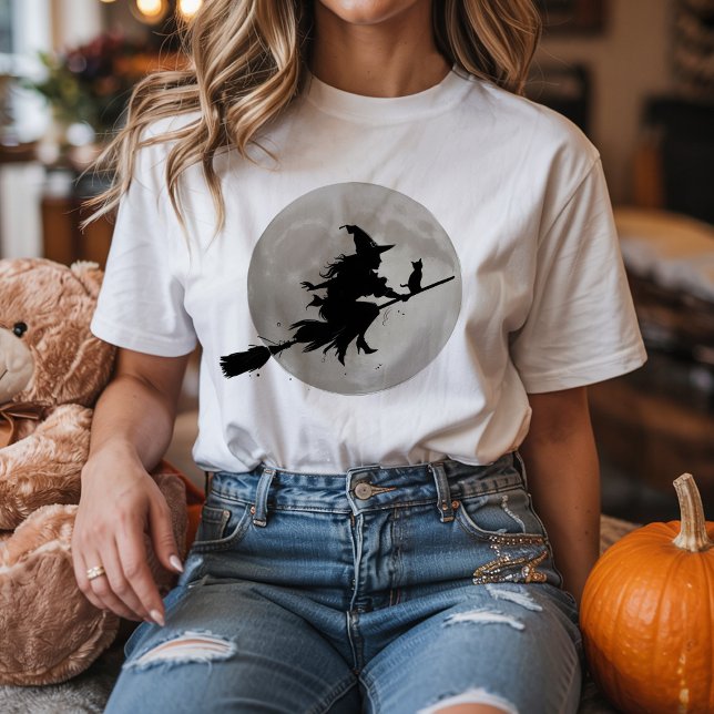 T-shirt Sorcière Éffrayante d'Halloween traversant une Ple (Créateur téléchargé)