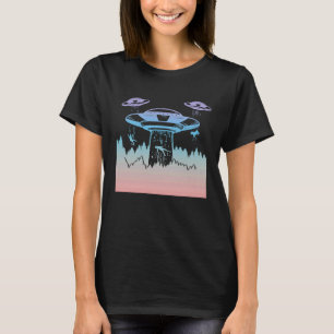 T-shirt Soucoupe volante OVNI Les astronautes sont Aliens 
