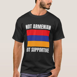 T-shirt Soutien non arménien mais arménien au drapeau armé