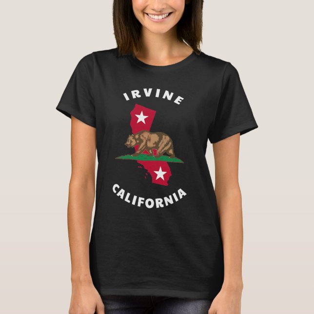 T-shirt Souvenir de drapeau et badge d'ours d'Irvine Calif (Devant)