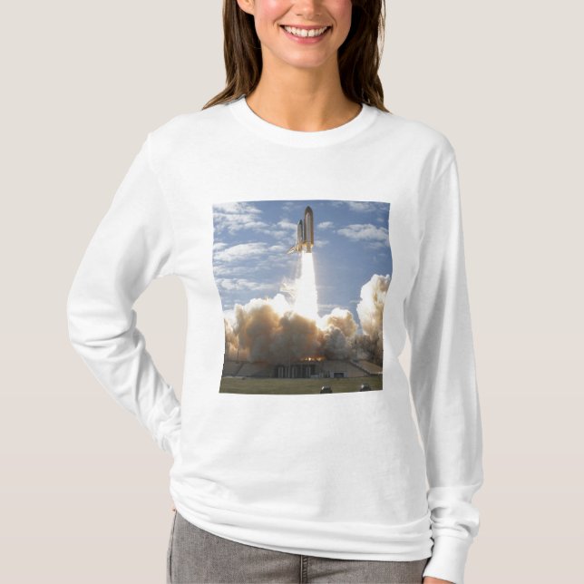 T-shirt Space Shuttle Atlantis se lève sur 10 (Devant)