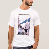 Spectateurs observant l'affiche de skieur