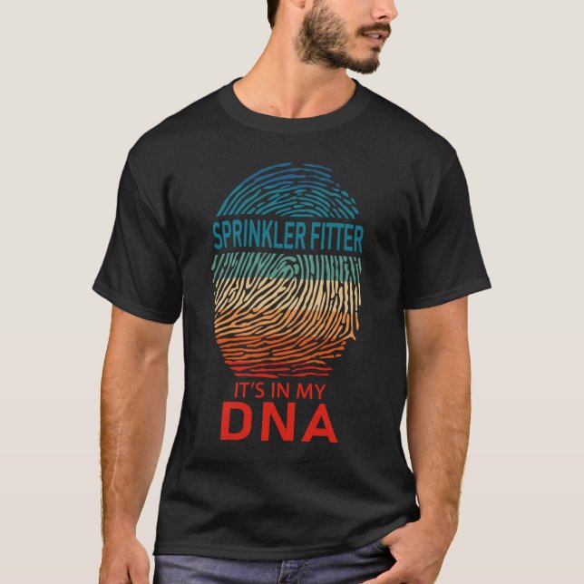 T-shirt Sprinkler Fitter C'est dans mon ADN (Devant)