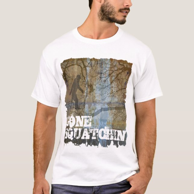 T-shirt Squatchin allé avec Bigfoot (Devant)