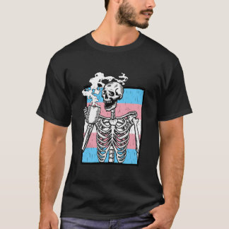 T-shirt Squelette buvant du café Fierté transgenre LGBT-Q