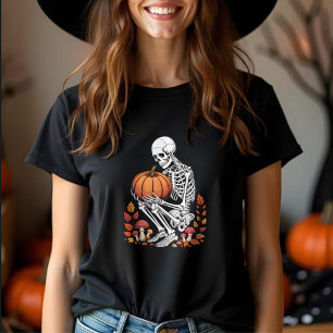 T-shirt Squelette d'amour d'automne étreignant la citrouil