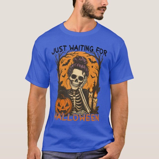 T-shirt Squelette d'été effrayant qui attend juste Hallowe (Devant)