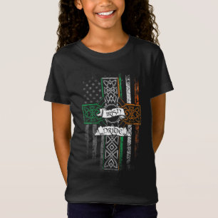 T-Shirt ST PATRICK de croix celtique du drapeau américain 