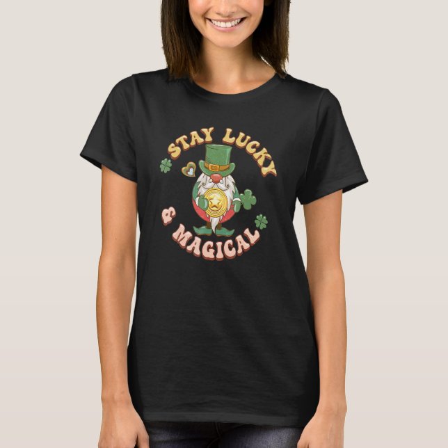 T-shirt St Patrick Gnome Holding A Gold Coin Stay Lucky &  (Devant)